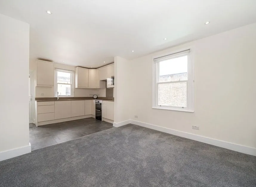 Godstone Road, St Margarets, TW1, photo 2