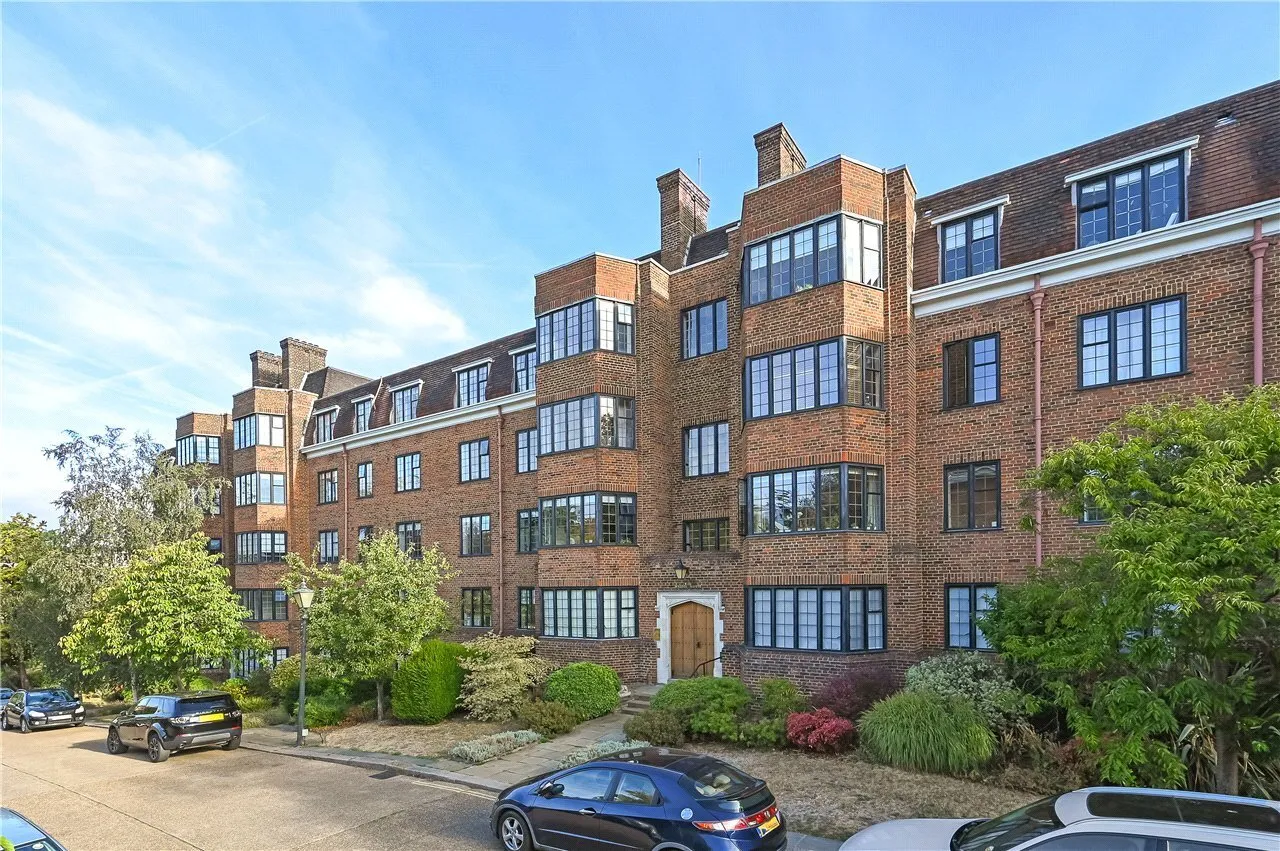 3 bed flat for sale — Putney Hill, Putney, London, SW15