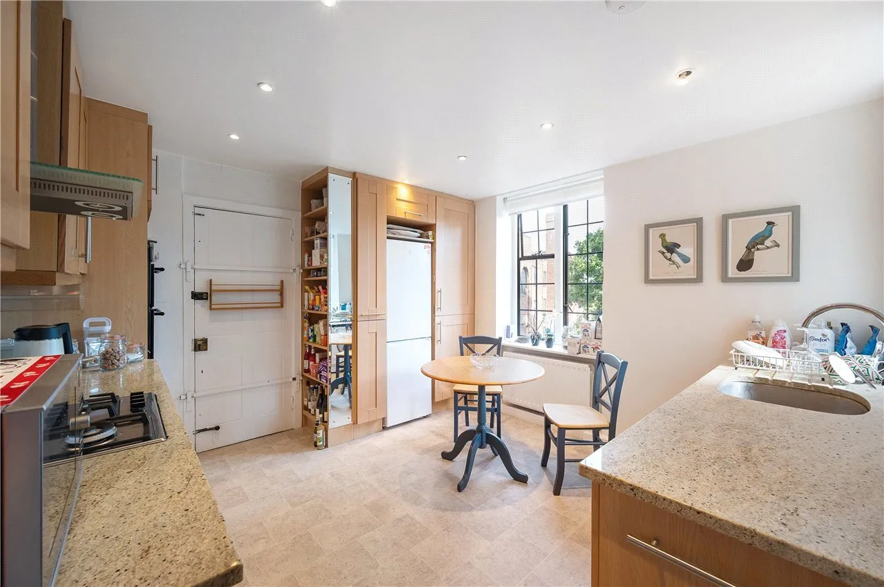 Putney Hill, Putney, London, SW15, photo 11