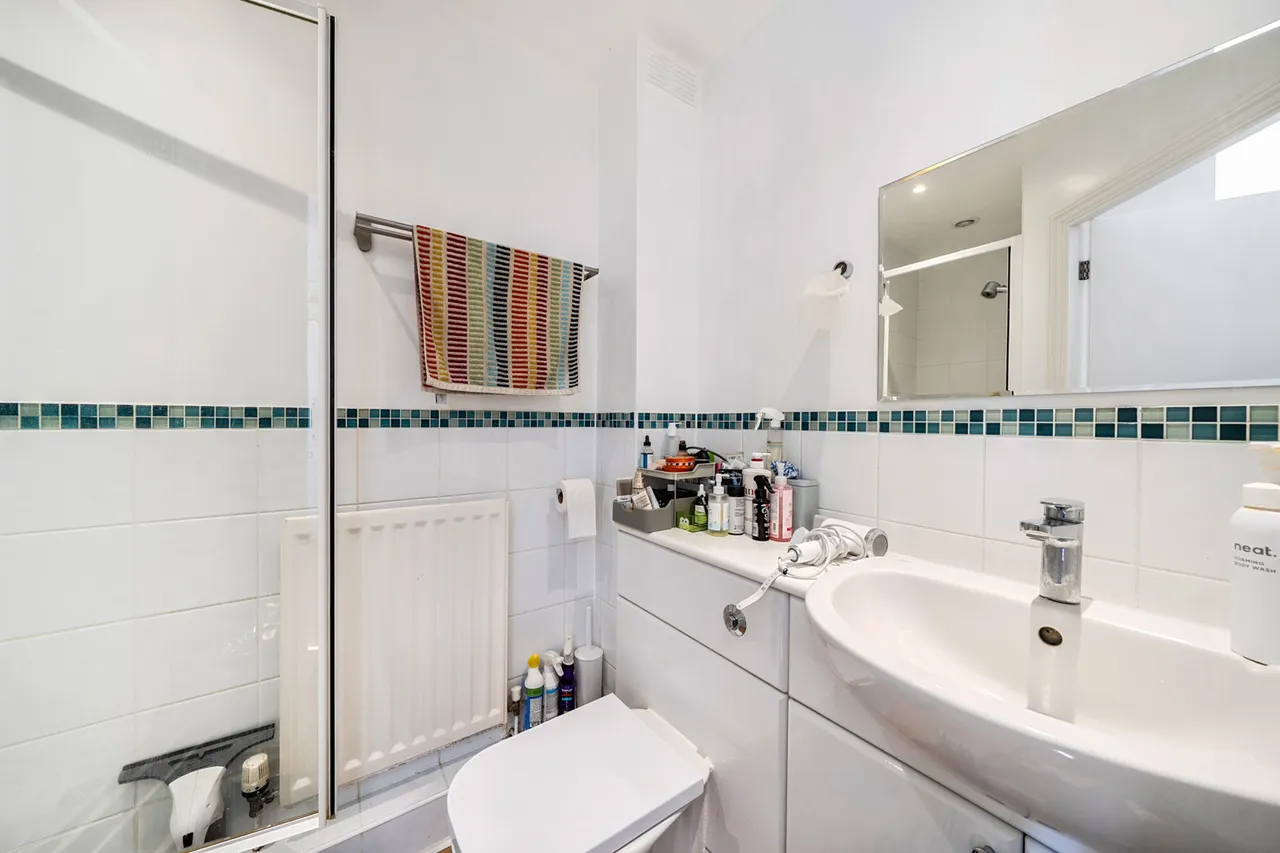 High Road, Harrow, HA3, photo 22