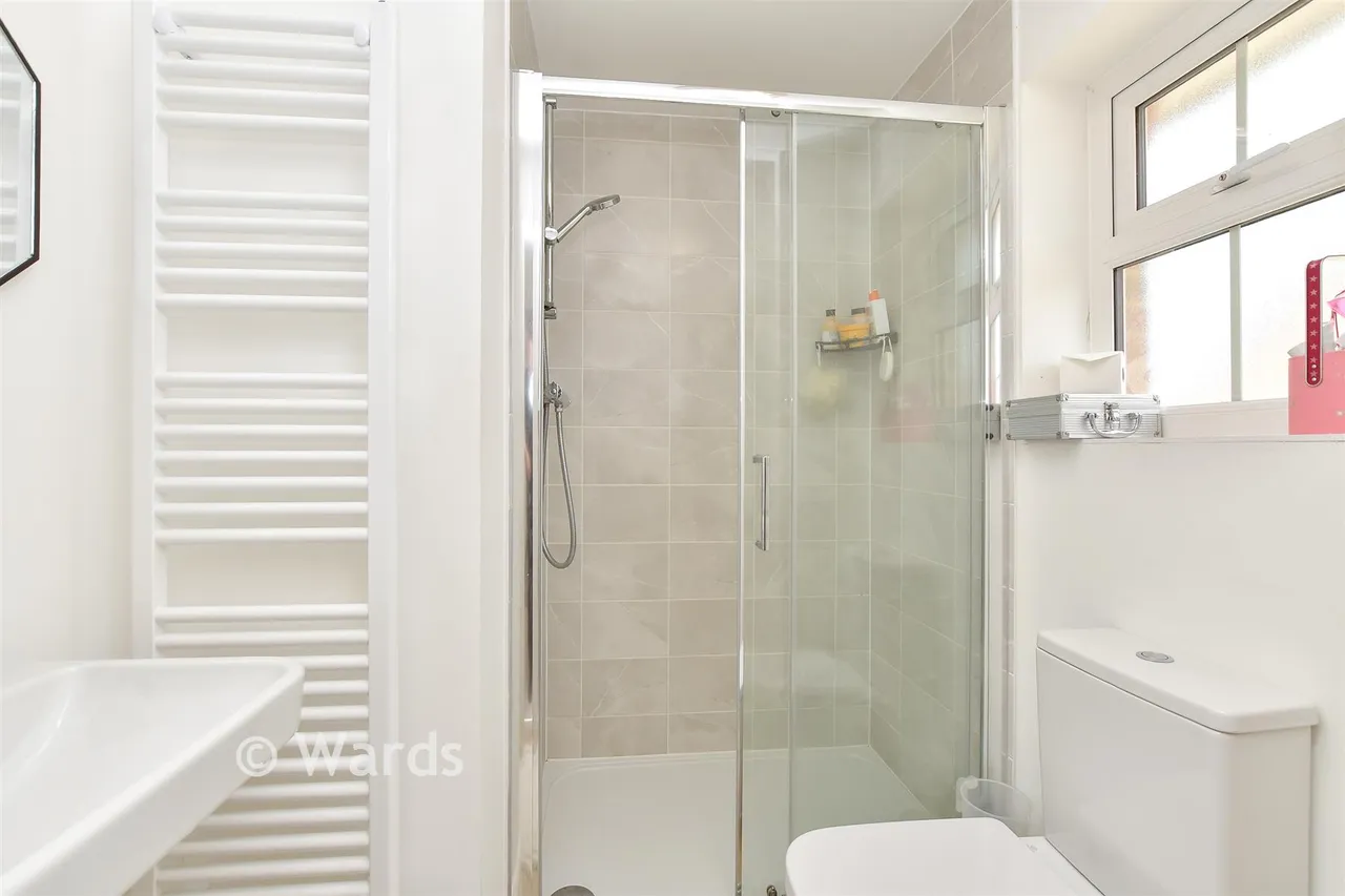 Laxtons Crescent, Sittingbourne, ME10, photo 11