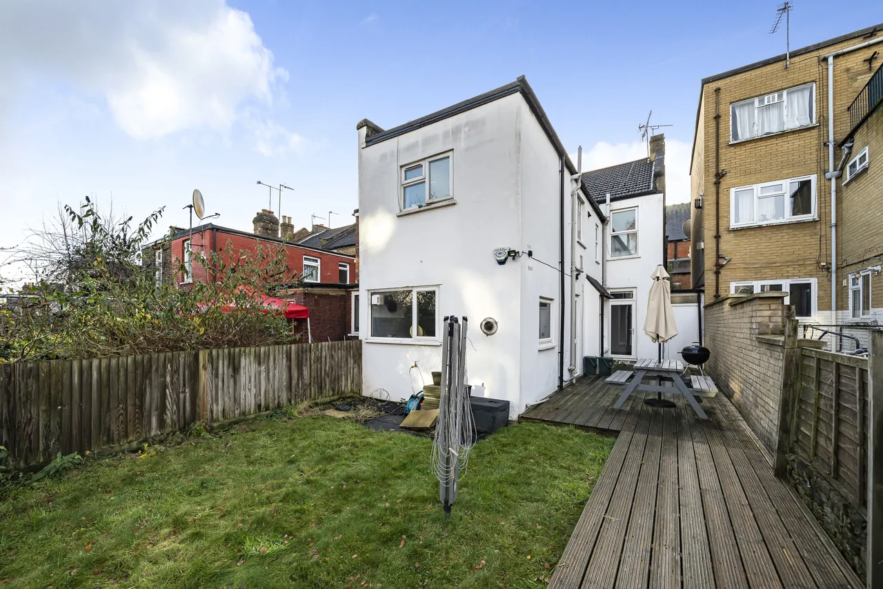 Flat 1, 1 Lausanne Road, London, photo 8