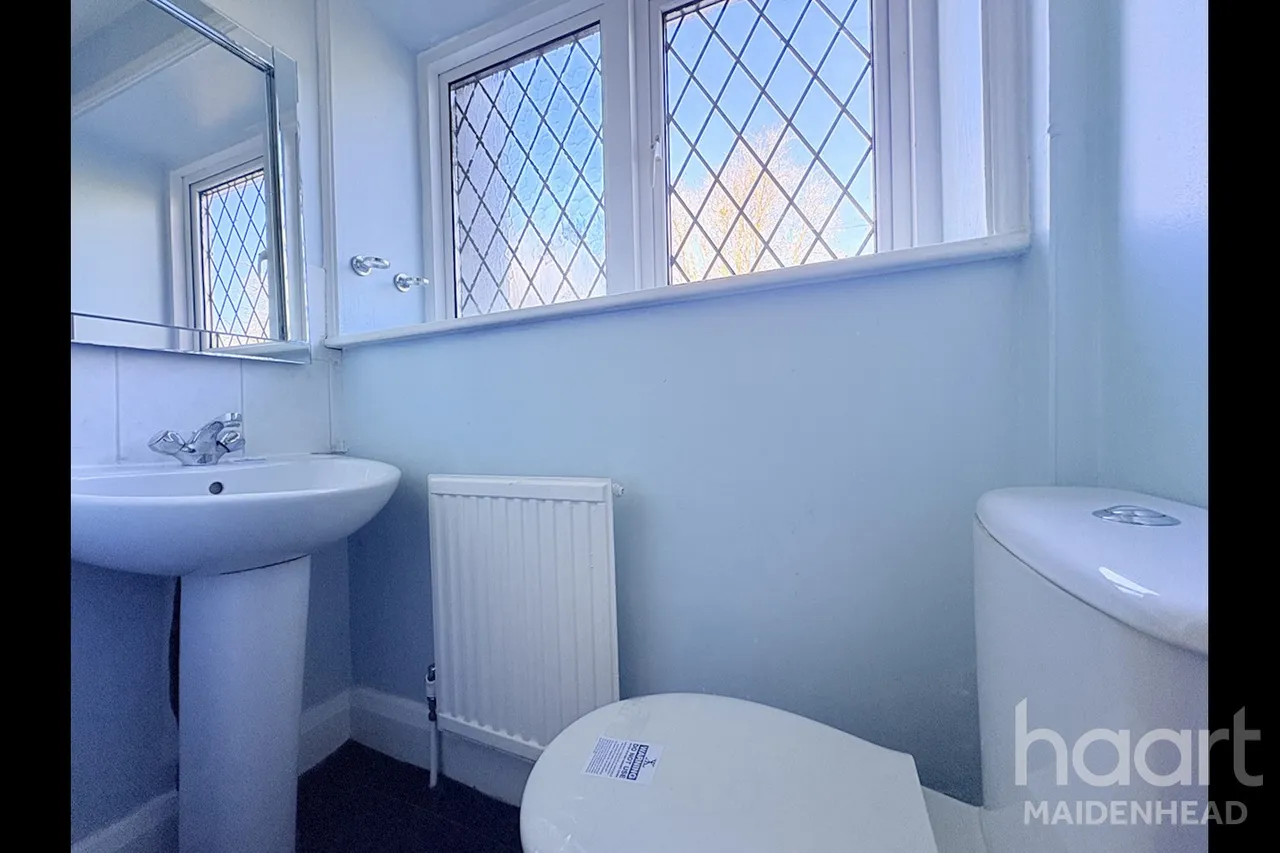 Bath Road, Maidenhead, SL6, photo 9
