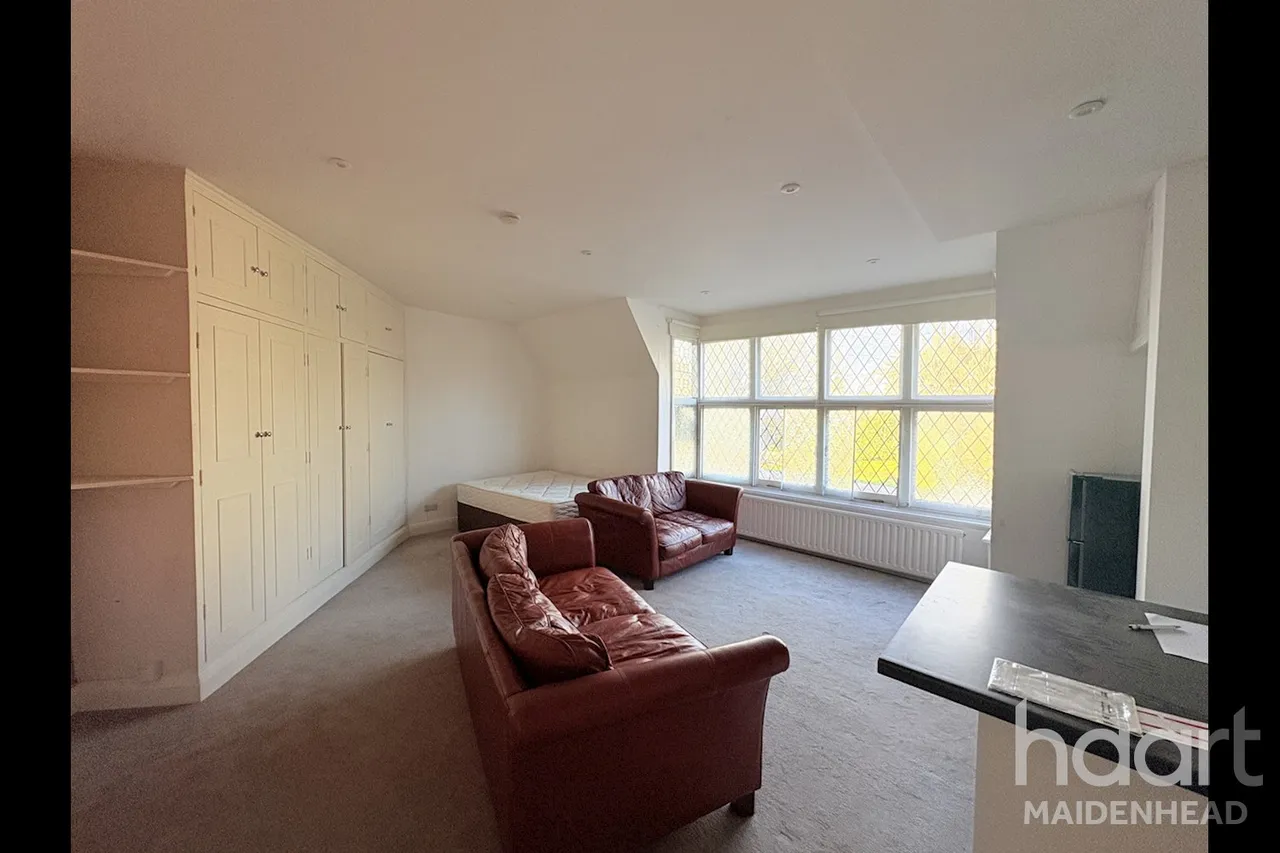 Bath Road, Maidenhead, SL6, photo 3