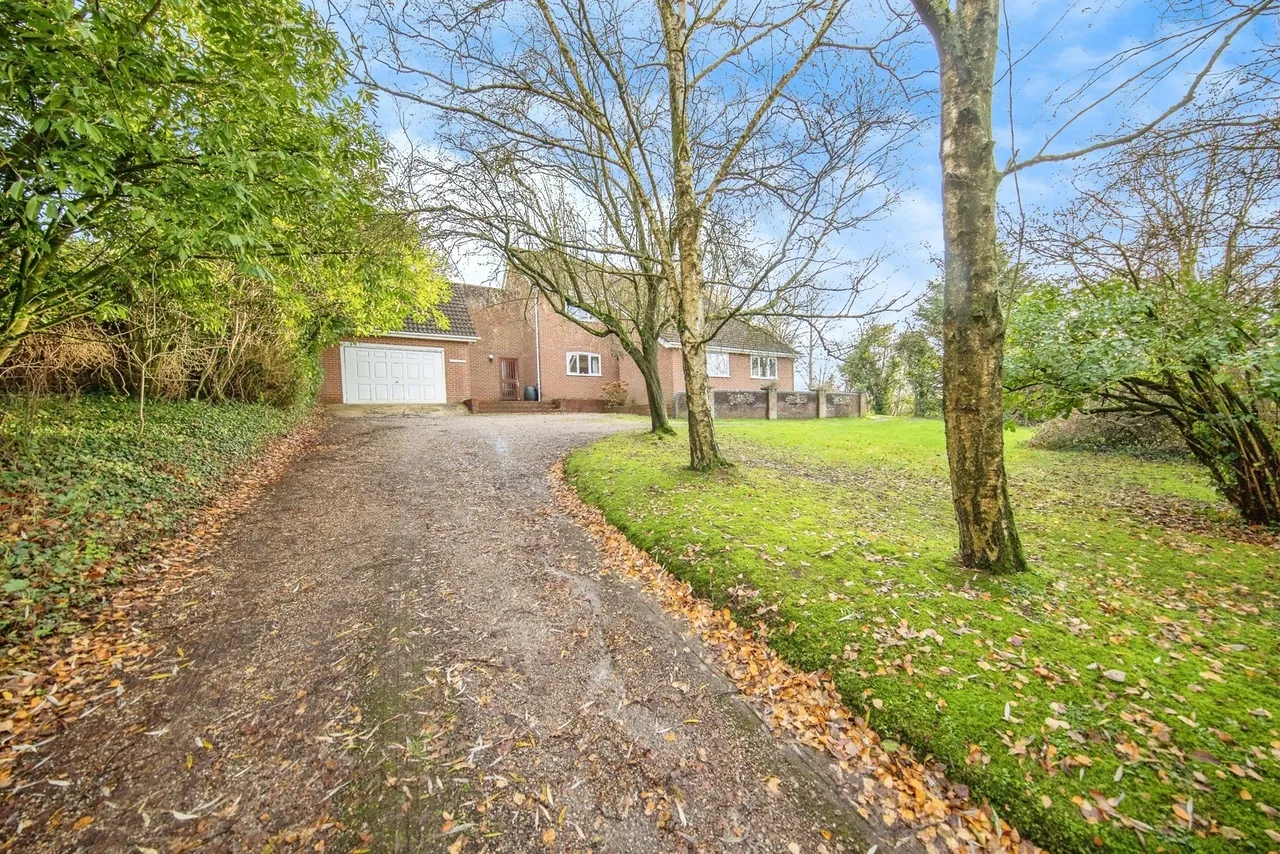 4 bed house for sale — Mill Road, Badingham, Woodbridge, Suffolk, IP13