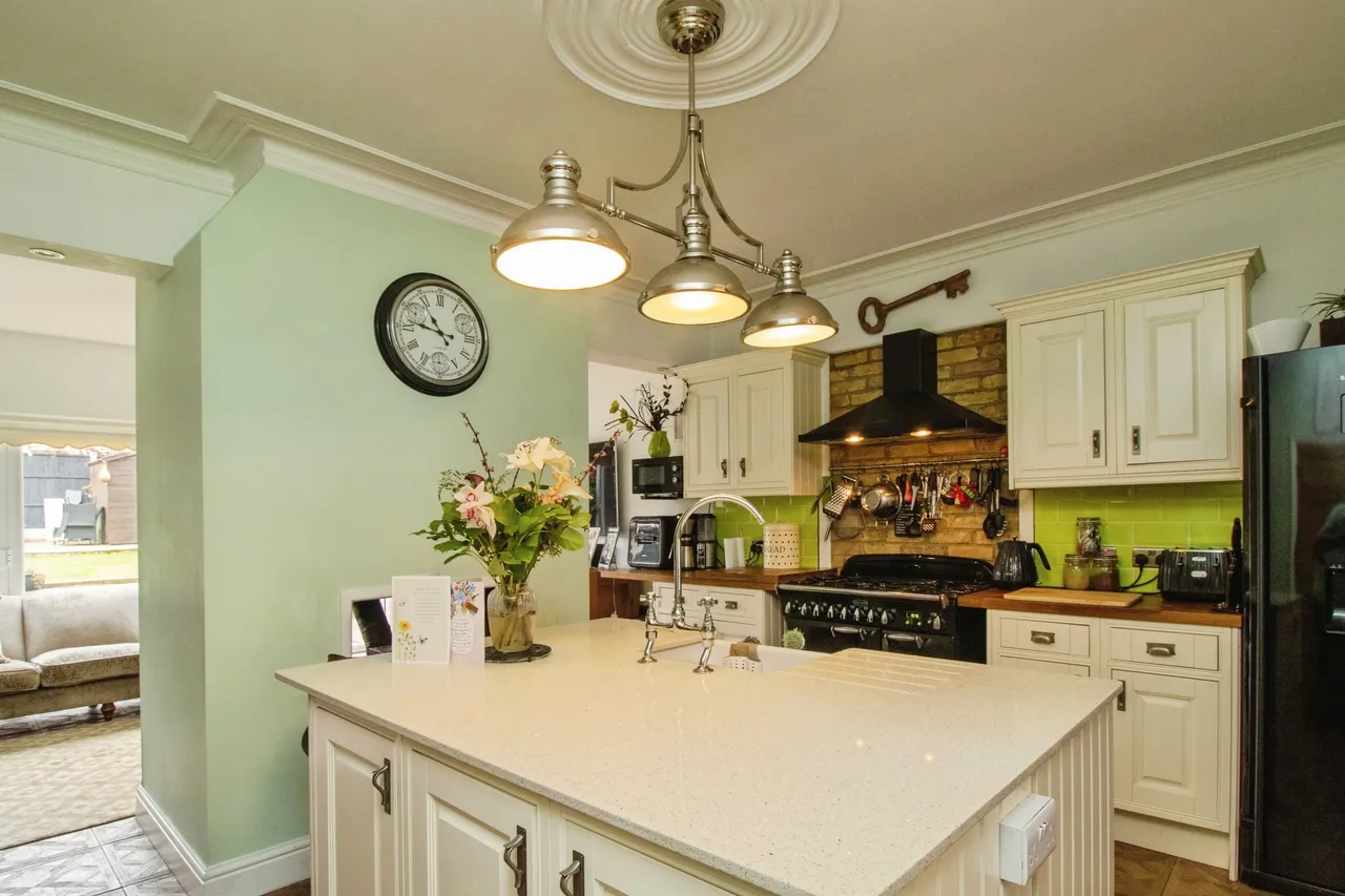 Recreation Avenue, Leigh-On-Sea, SS9, photo 6