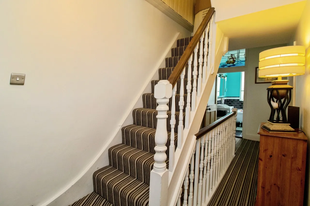 Recreation Avenue, Leigh-On-Sea, SS9, photo 9