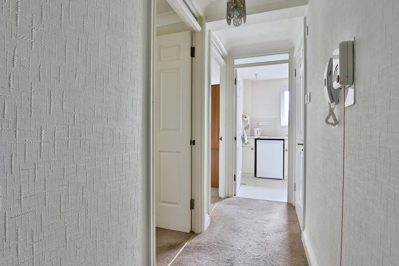 Suffolk Road, Bournemouth, BH2, photo 16