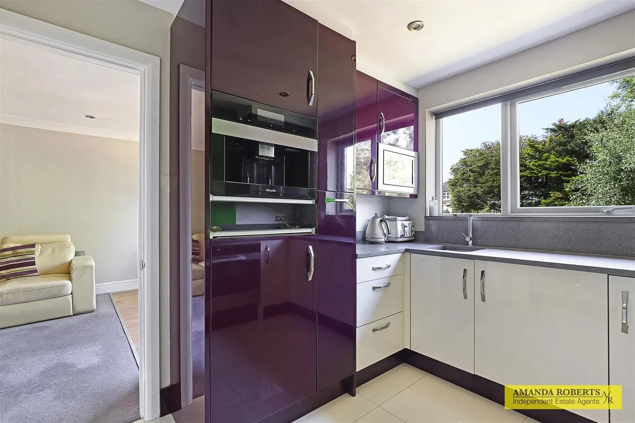 Ardfield House, 81 Seebright Road, London, photo 5