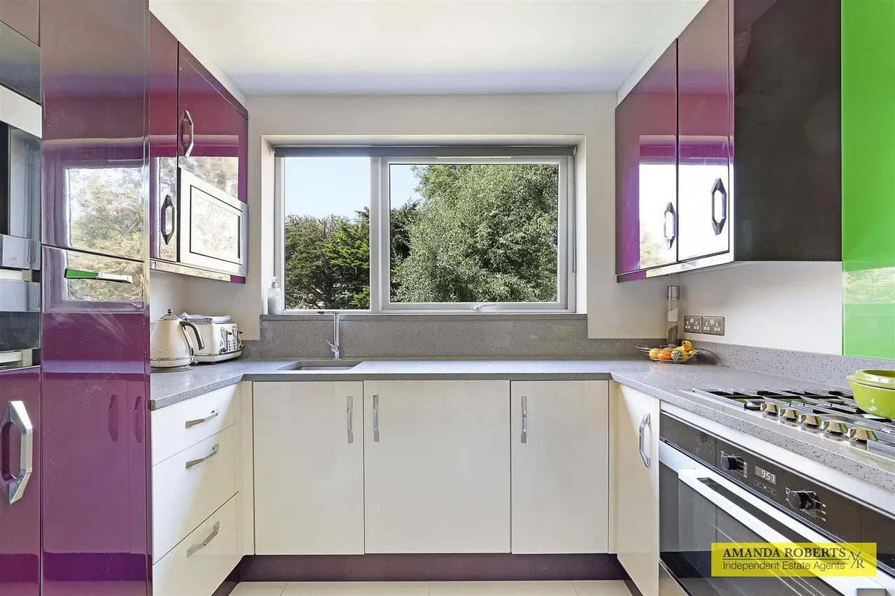 Ardfield House, 81 Seebright Road, London, photo 4