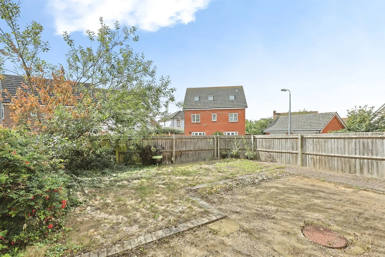 Bishy Barnebee Way, Norwich, NR5, photo 2