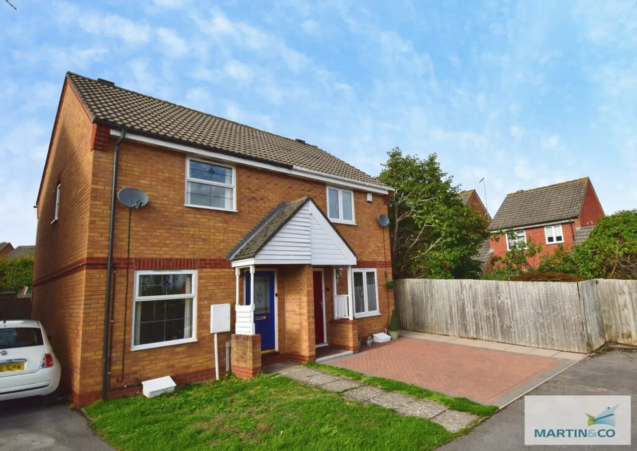2 bed house for sale, Cornhampton Close, Brockhill, B97