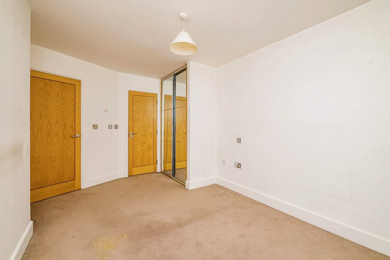 High Street, Addlestone, KT15, photo 6