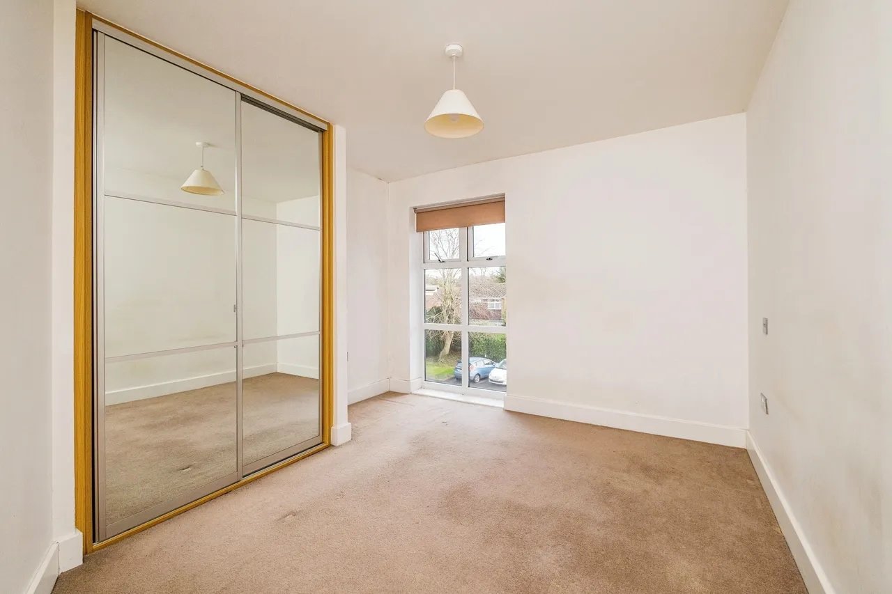 High Street, Addlestone, KT15, photo 4