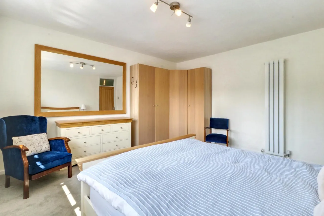 Berkshire Drive, Lower Heath, photo 27