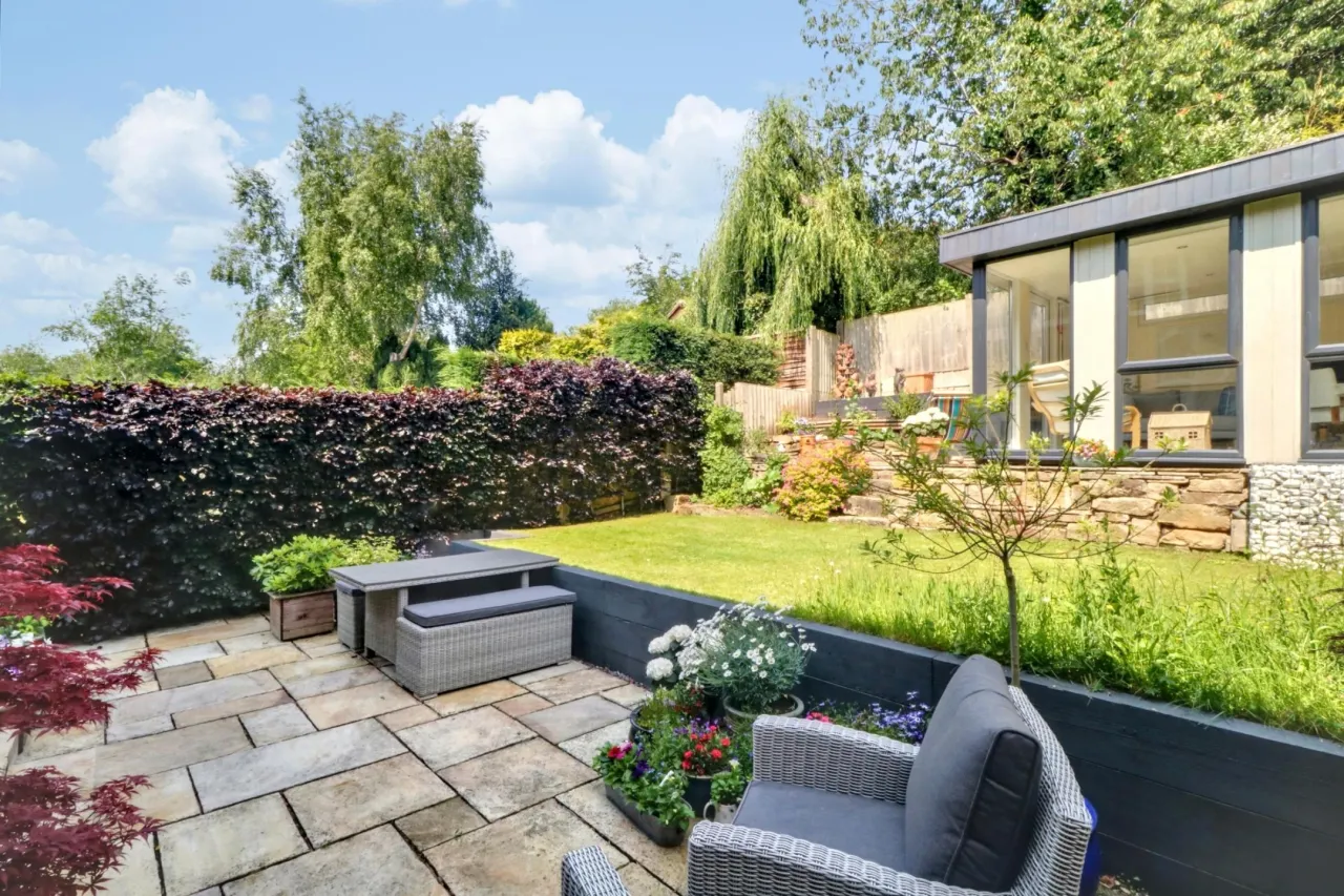 Berkshire Drive, Lower Heath, photo 32