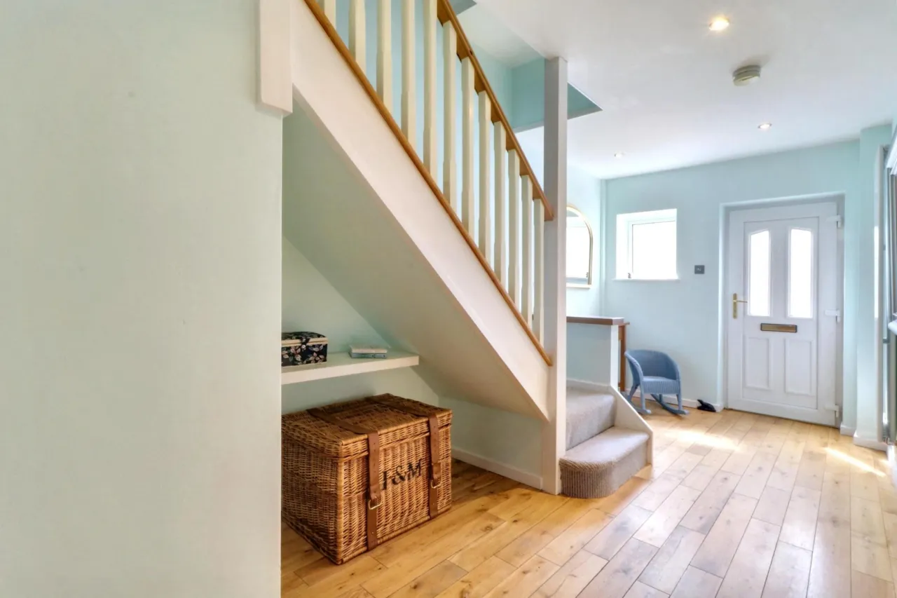 Berkshire Drive, Lower Heath, photo 17