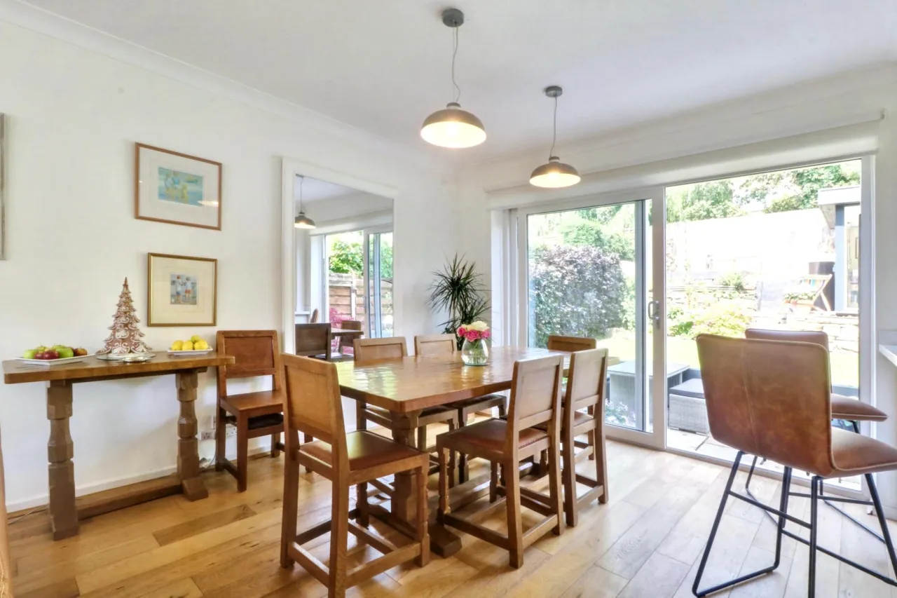 Berkshire Drive, Lower Heath, photo 5