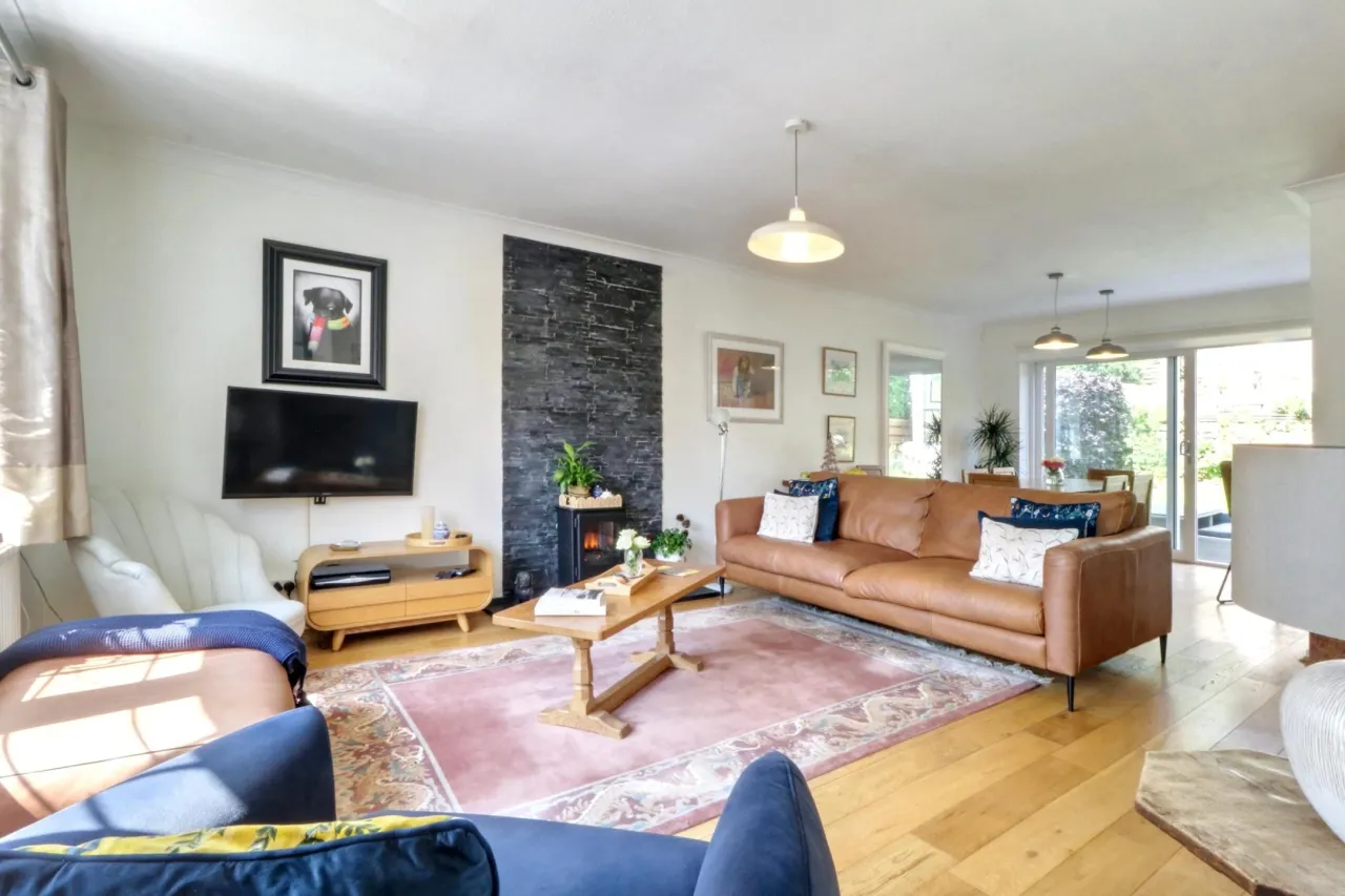 Berkshire Drive, Lower Heath, photo 4