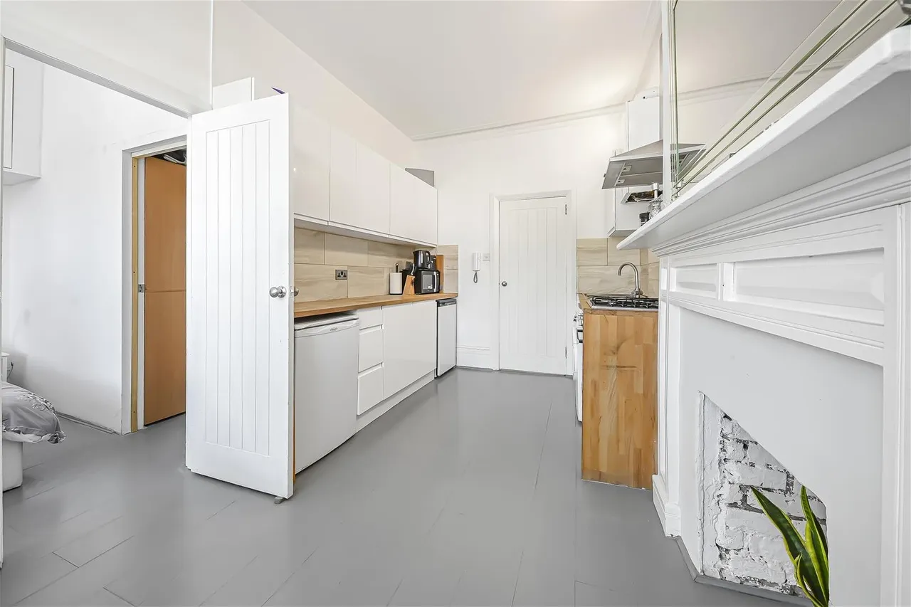 West End Mansions, West Hampstead NW6 1RD, photo 8