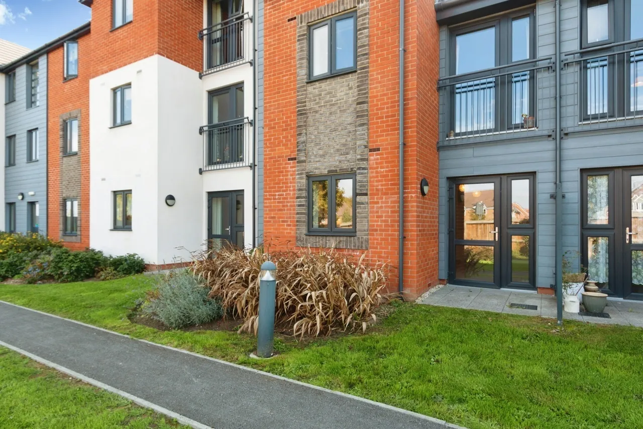 Shortwood Copse Lane, Basingstoke, RG23, photo 19