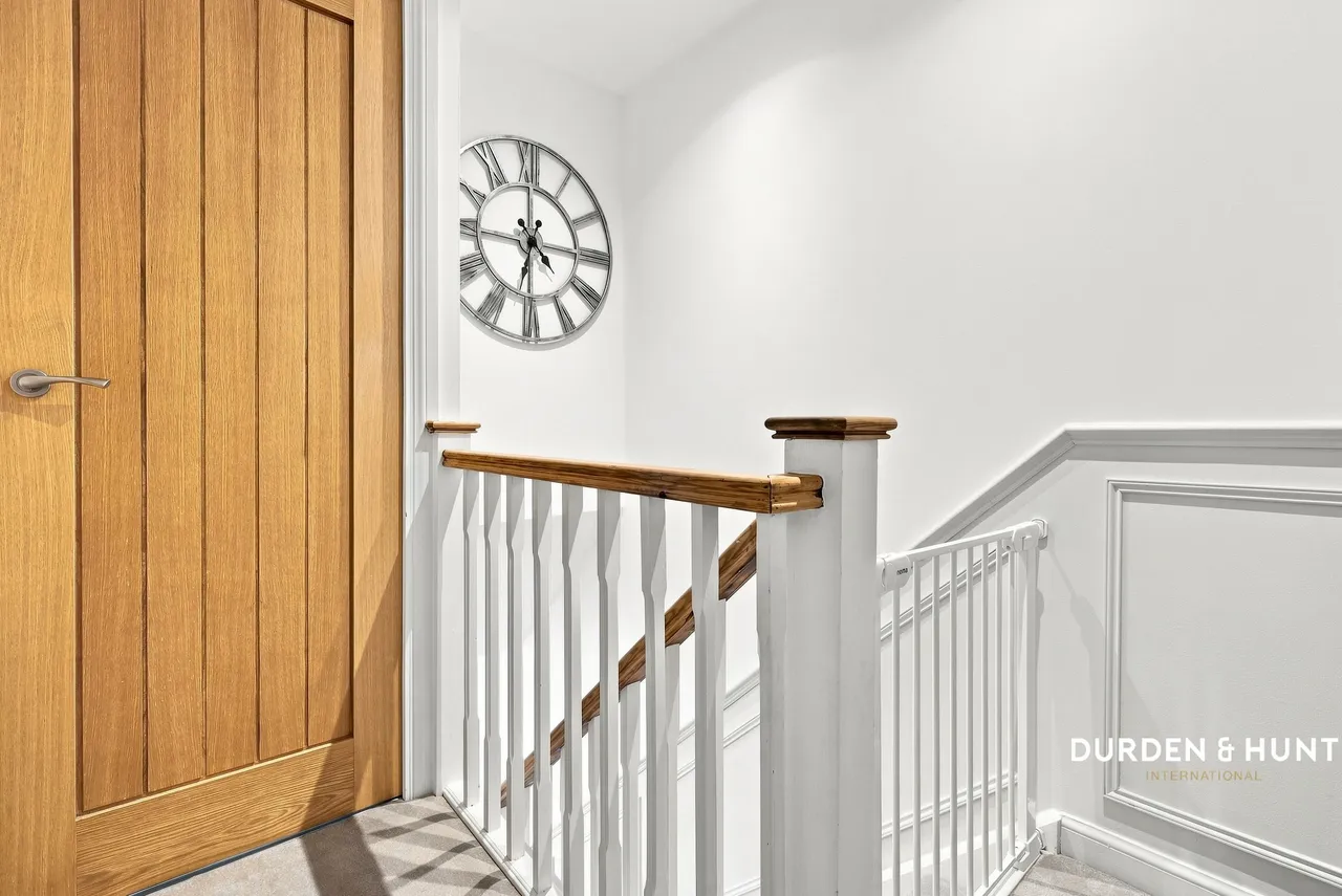 Alderwood Close, Abridge, RM4, photo 10