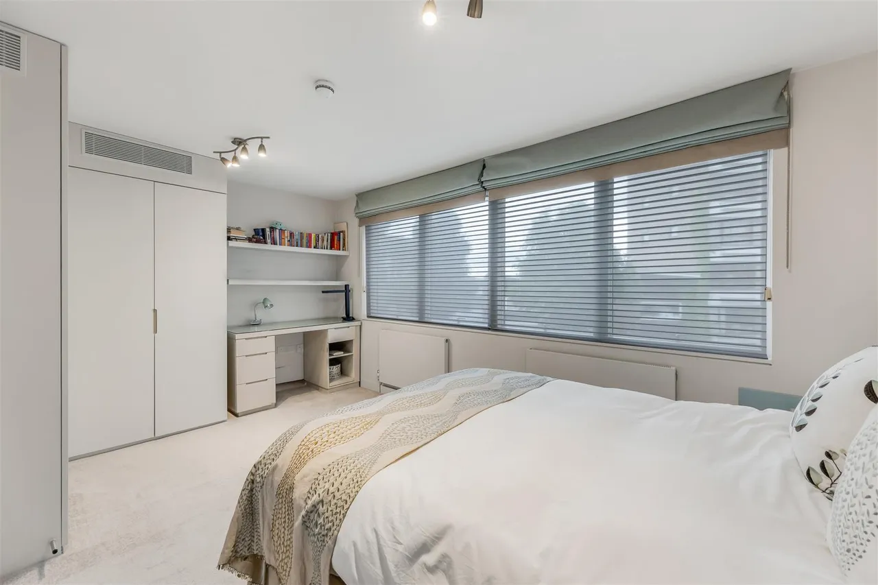 Meadowbank, Ainger Road, Primrose Hill, London, NW3 3AY, photo 19