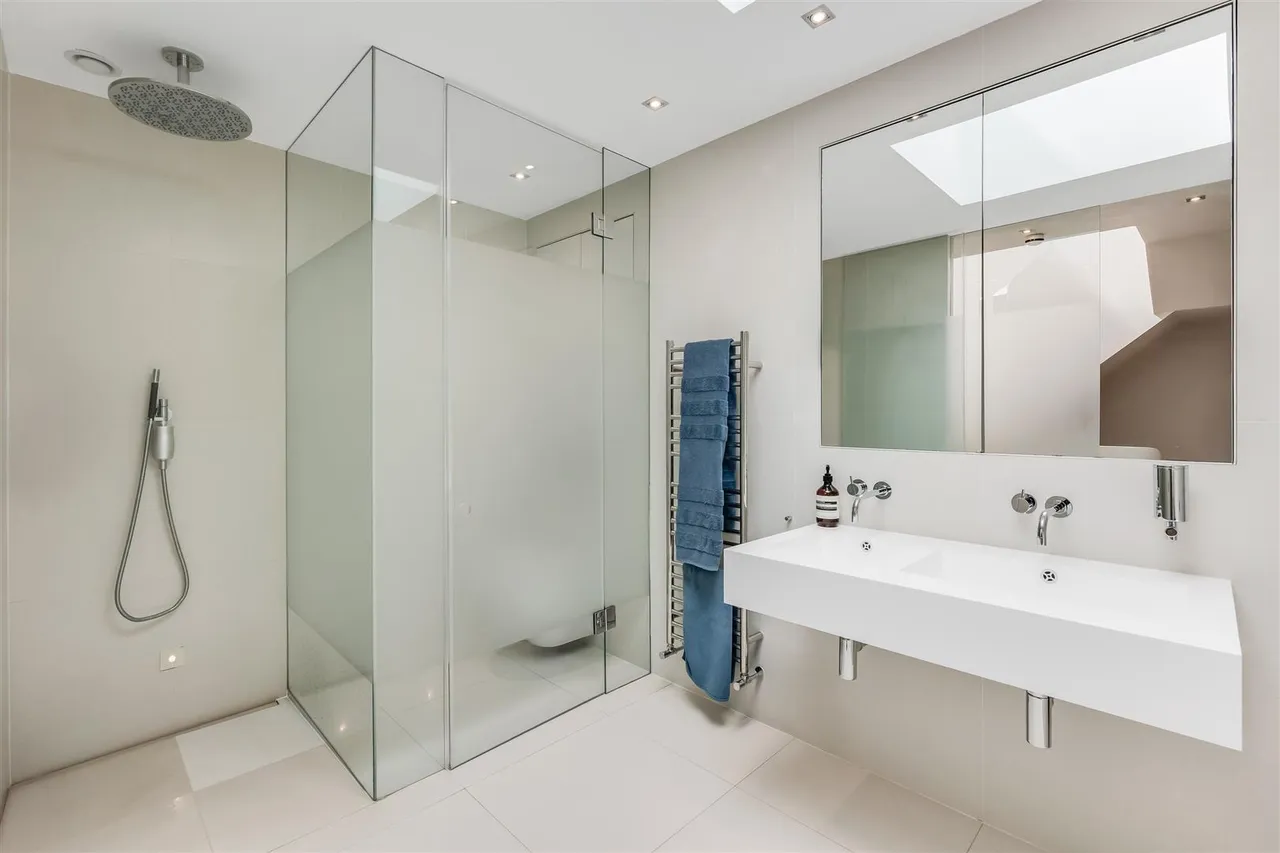 Meadowbank, Ainger Road, Primrose Hill, London, NW3 3AY, photo 16