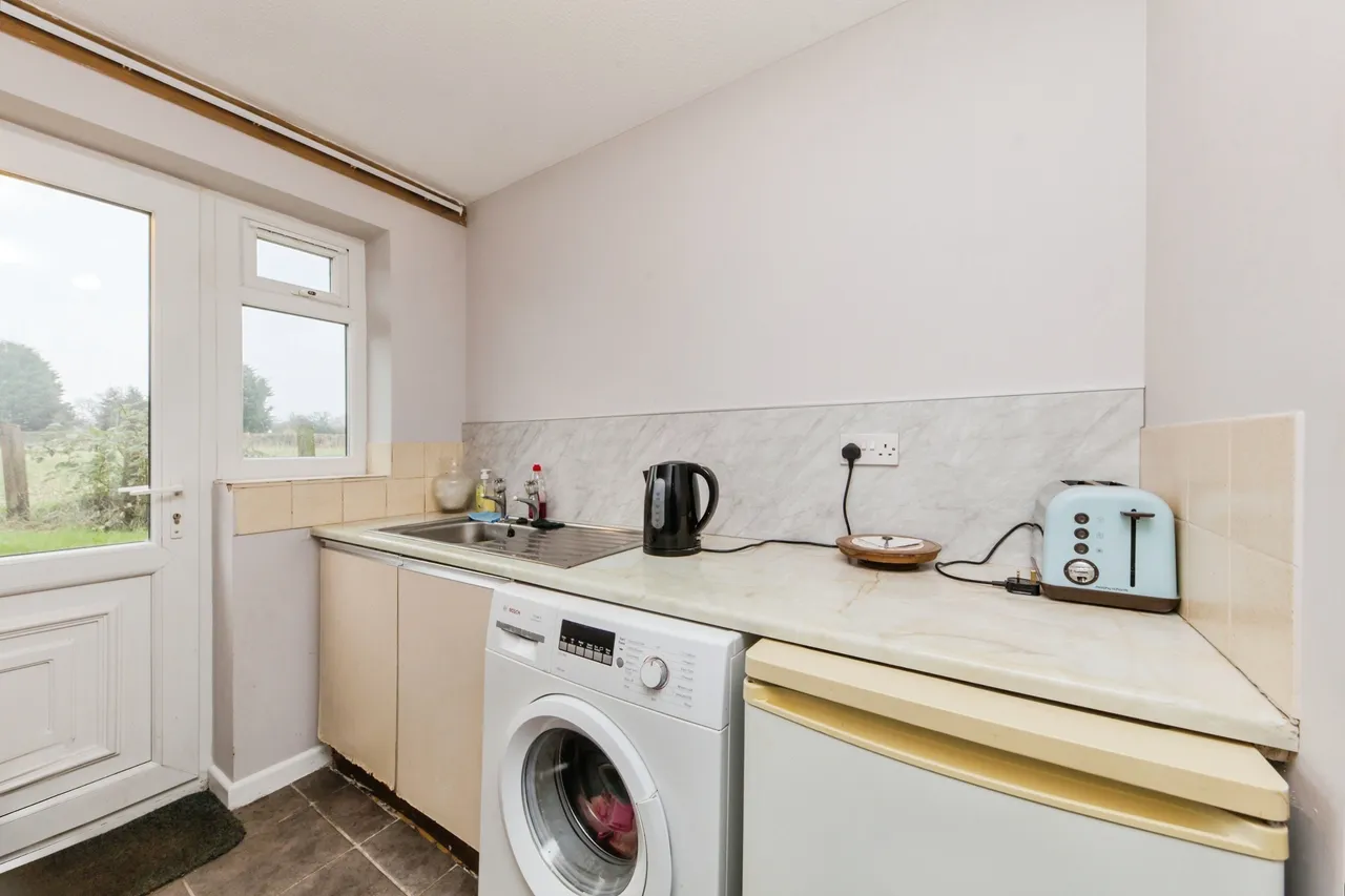 Cemetery Road, Weston, Crewe, Cheshire, CW2, photo 4