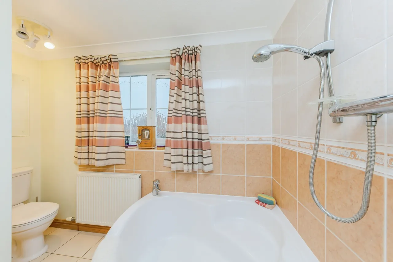 Cemetery Road, Weston, Crewe, Cheshire, CW2, photo 13