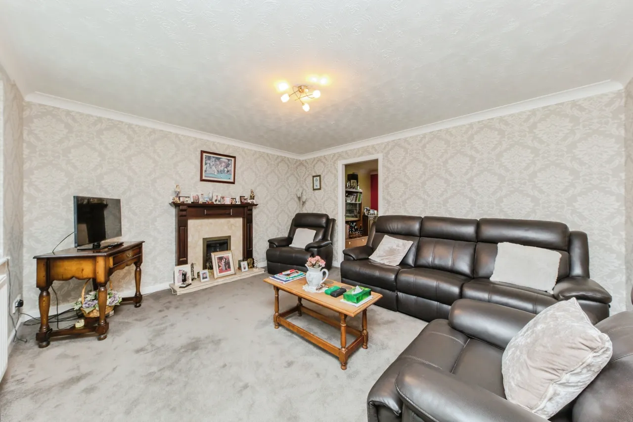 Cemetery Road, Weston, Crewe, Cheshire, CW2, photo 3
