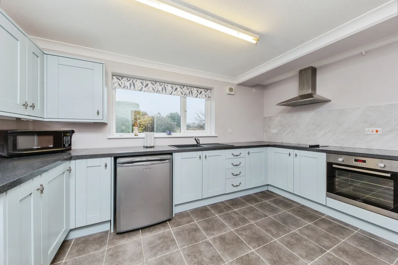 Cemetery Road, Weston, Crewe, Cheshire, CW2, photo 2