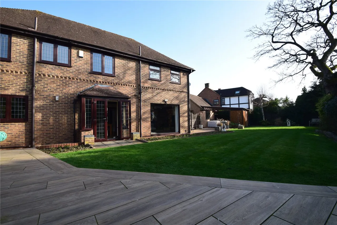 Moulsham Copse Lane, Yateley, Hampshire, GU46 7RF, photo 13
