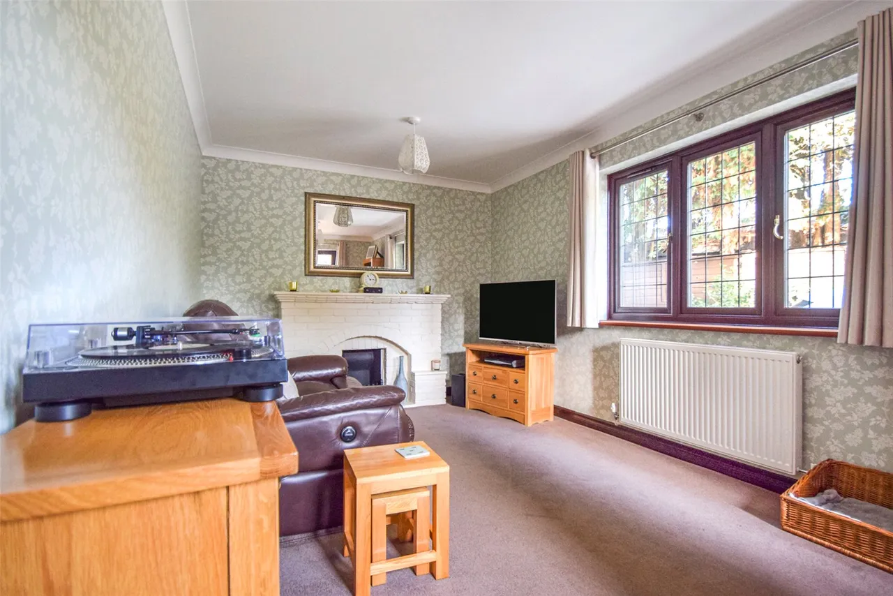 Moulsham Copse Lane, Yateley, Hampshire, GU46 7RF, photo 6