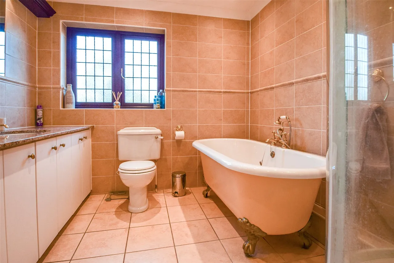 Moulsham Copse Lane, Yateley, Hampshire, GU46 7RF, photo 15