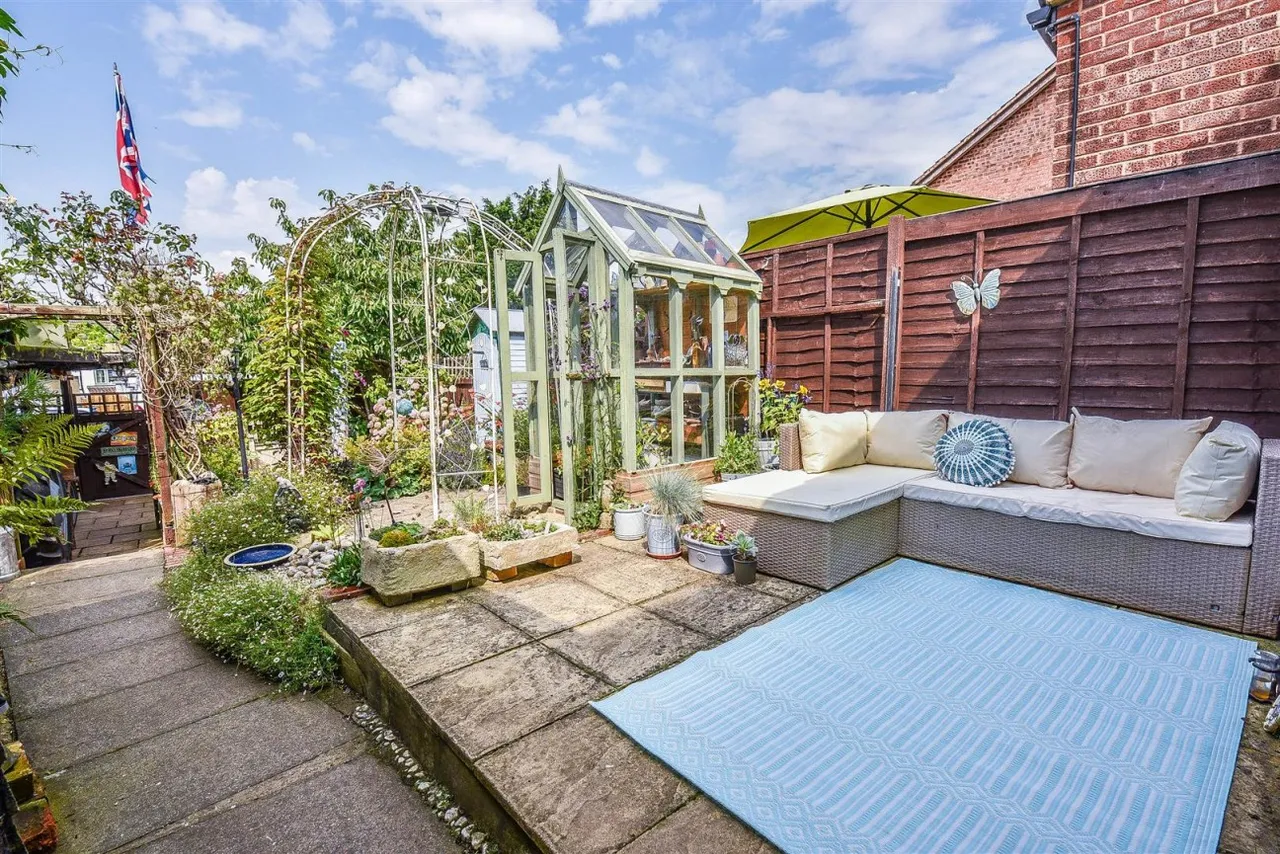 Jubilee Way, Newtown, GL13, photo 5