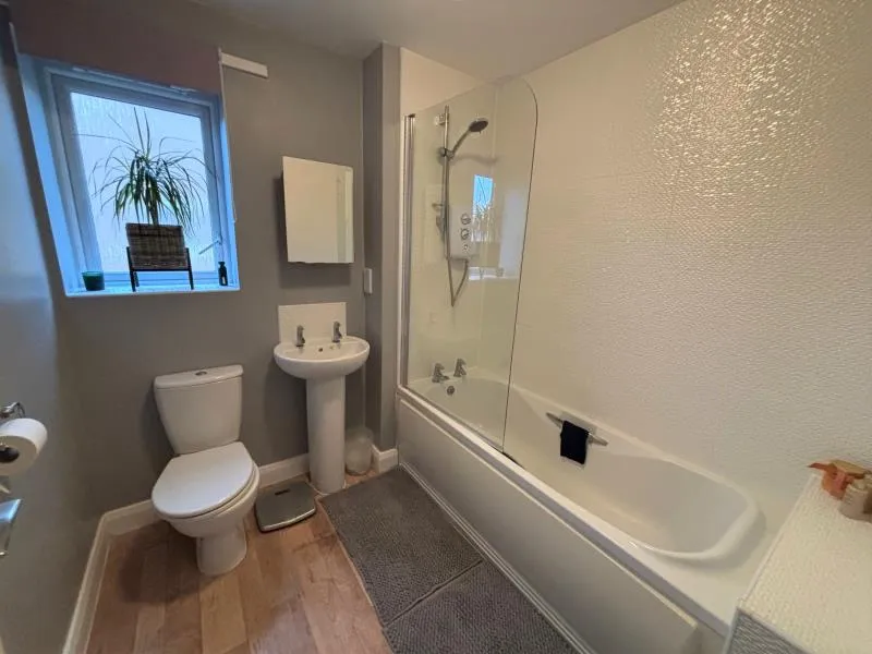 Raxster Drive, Snedshill, photo 8