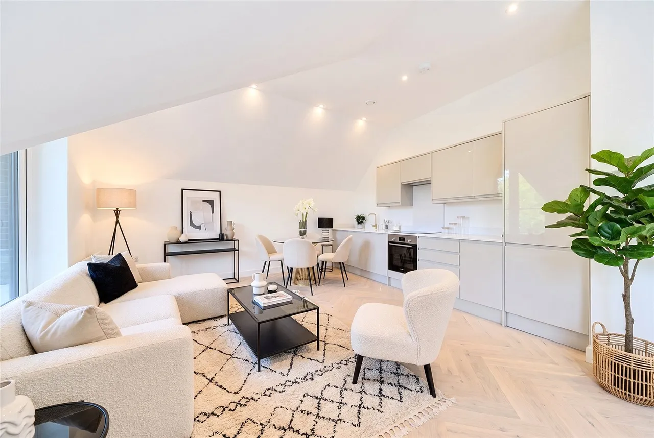 Gordon Road, London, W5, photo 2