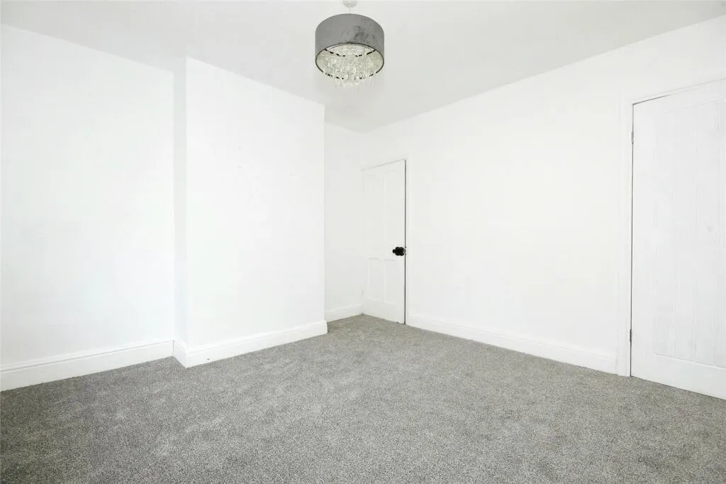 Douglas Road, Sutton-In-Ashfield, NG17, photo 9