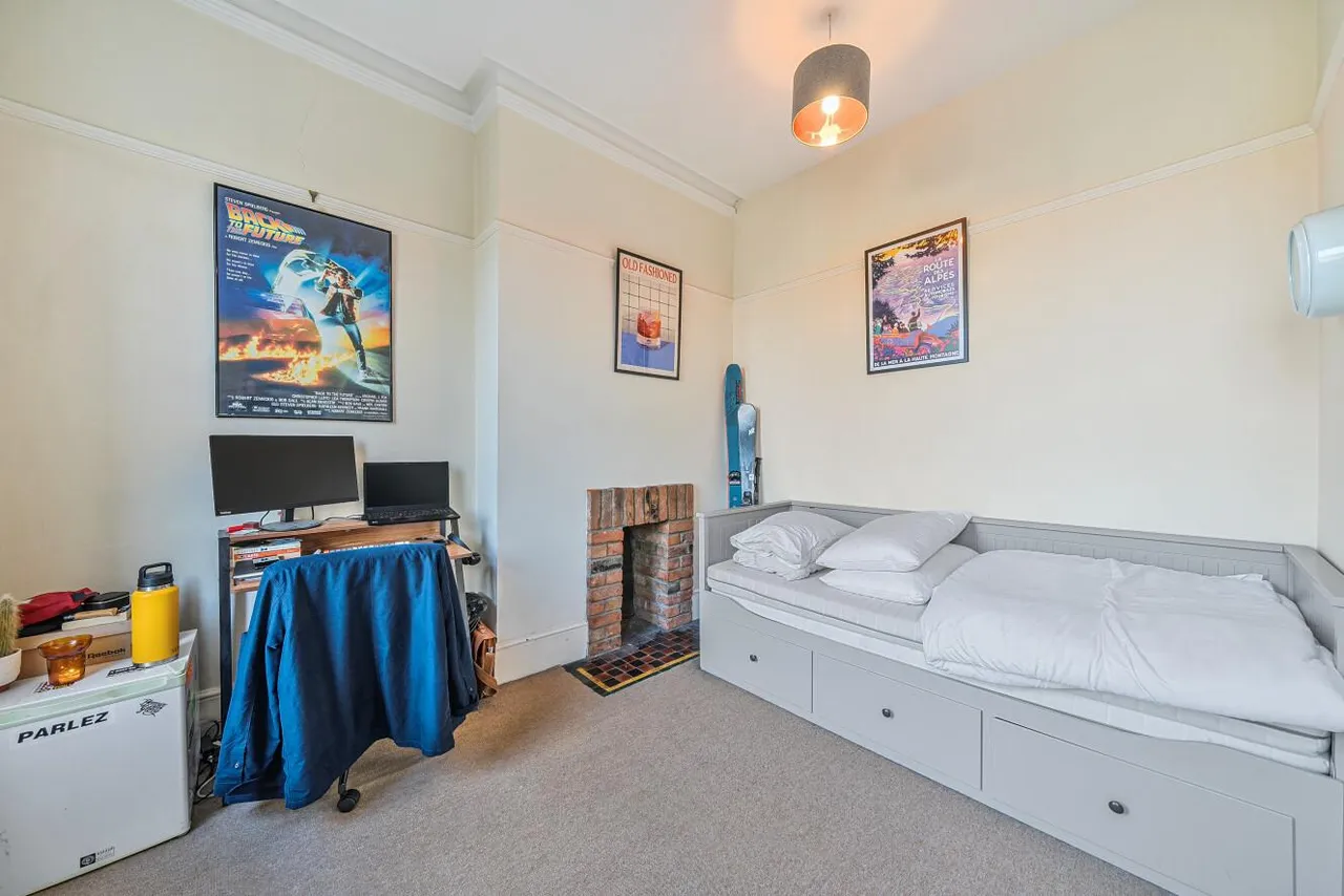 St. Ann's Crescent, Wandsworth, London, SW18, photo 10