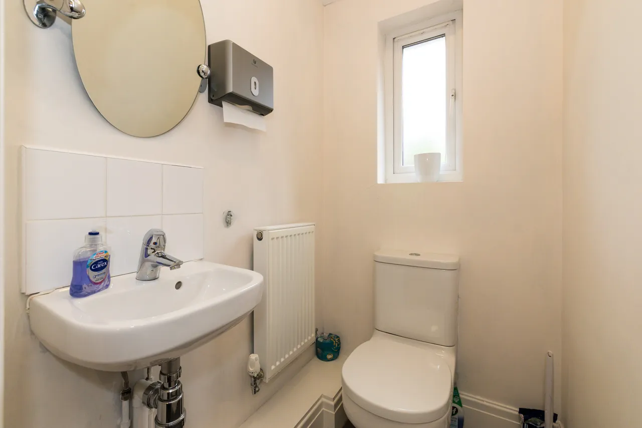 Wigan Lane, Wigan, WN1, photo 6