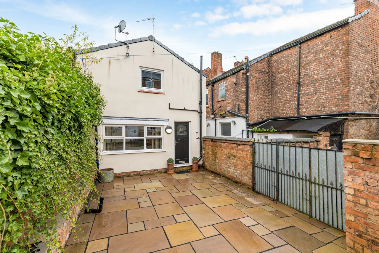 Wigan Lane, Wigan, WN1, photo 23