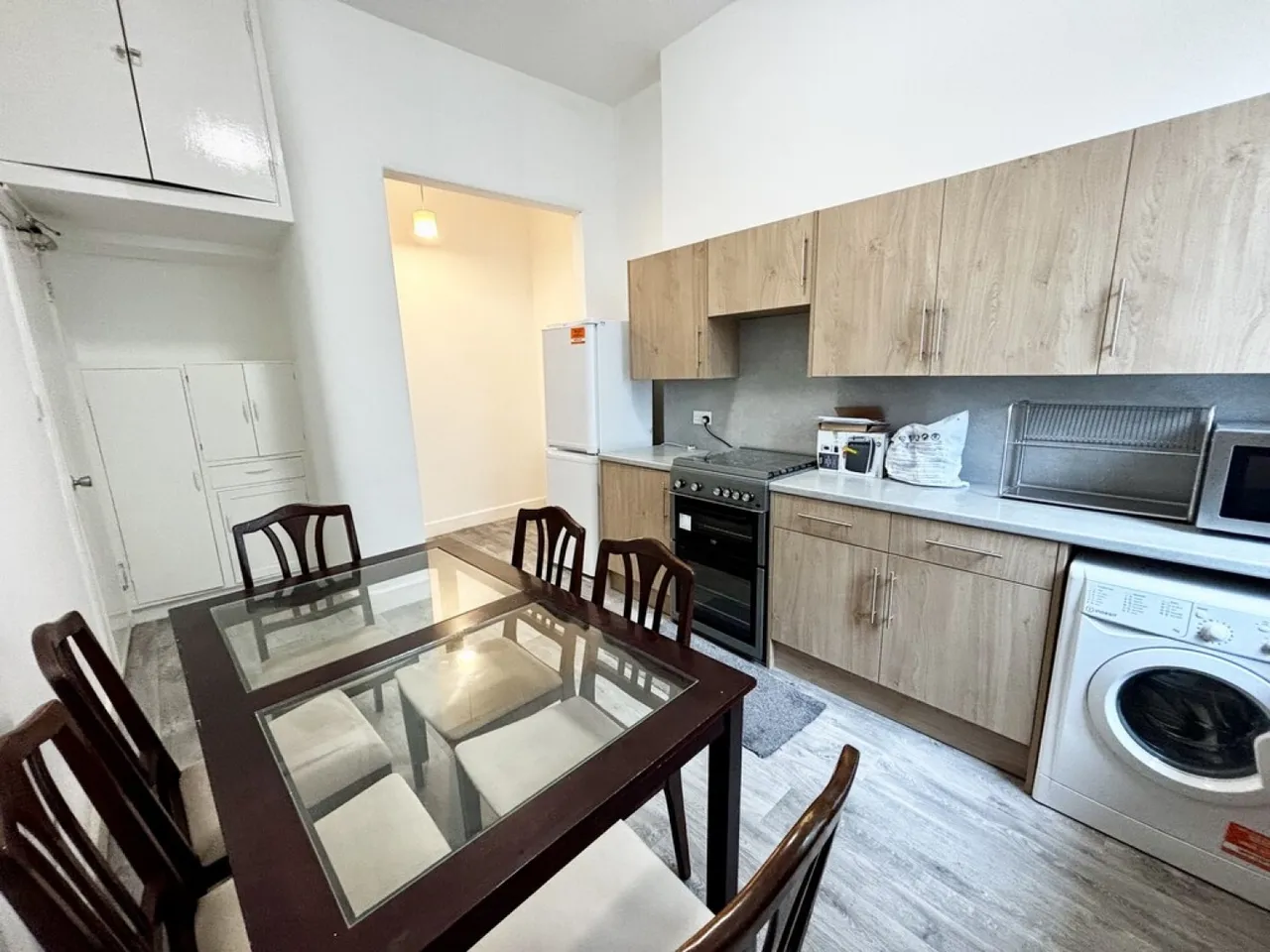 Willowbank Crescent, Furnished, G3, photo 3