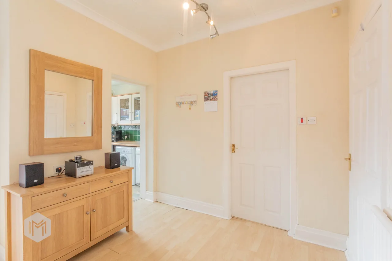 Brentford Avenue, Bolton, BL1 6EW, photo 5