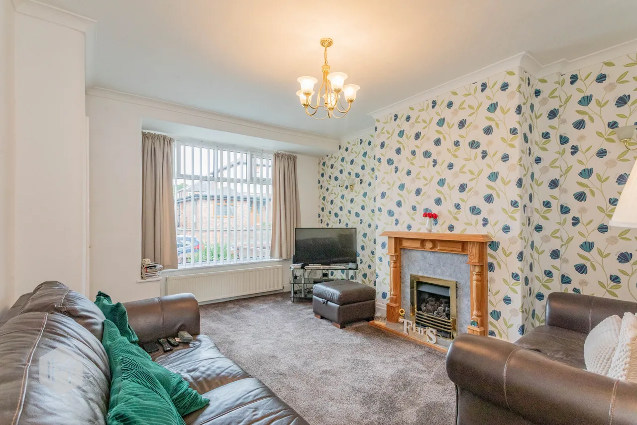 Brentford Avenue, Bolton, BL1 6EW, photo 4