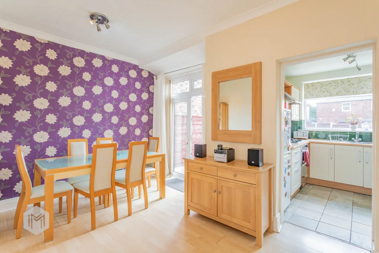 Brentford Avenue, Bolton, BL1 6EW, photo 3