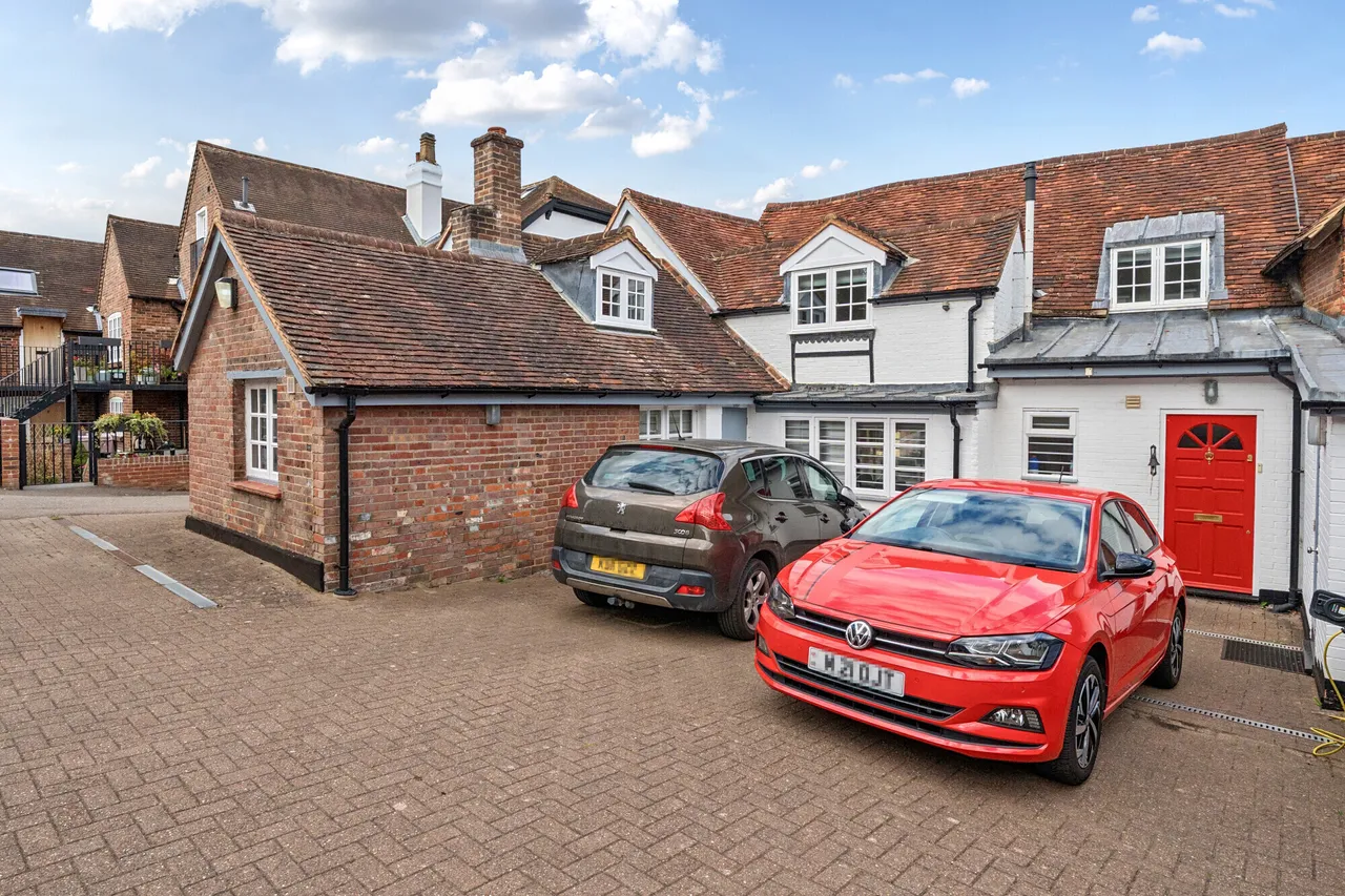 High Street, Great Missenden, HP16, photo 8