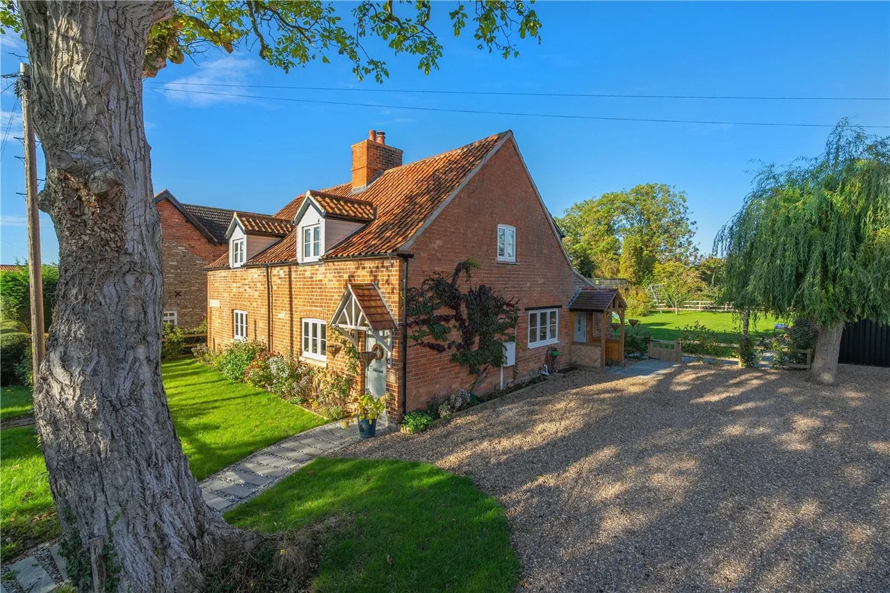 4 bed house for sale — Church Lane, Kirkby-la-Thorpe, Sleaford, Lincolnshire, NG34