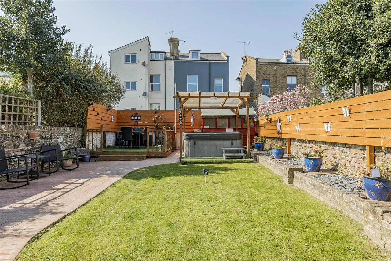 Osborne Road, Broadstairs, Kent, CT10 2AE, photo 9
