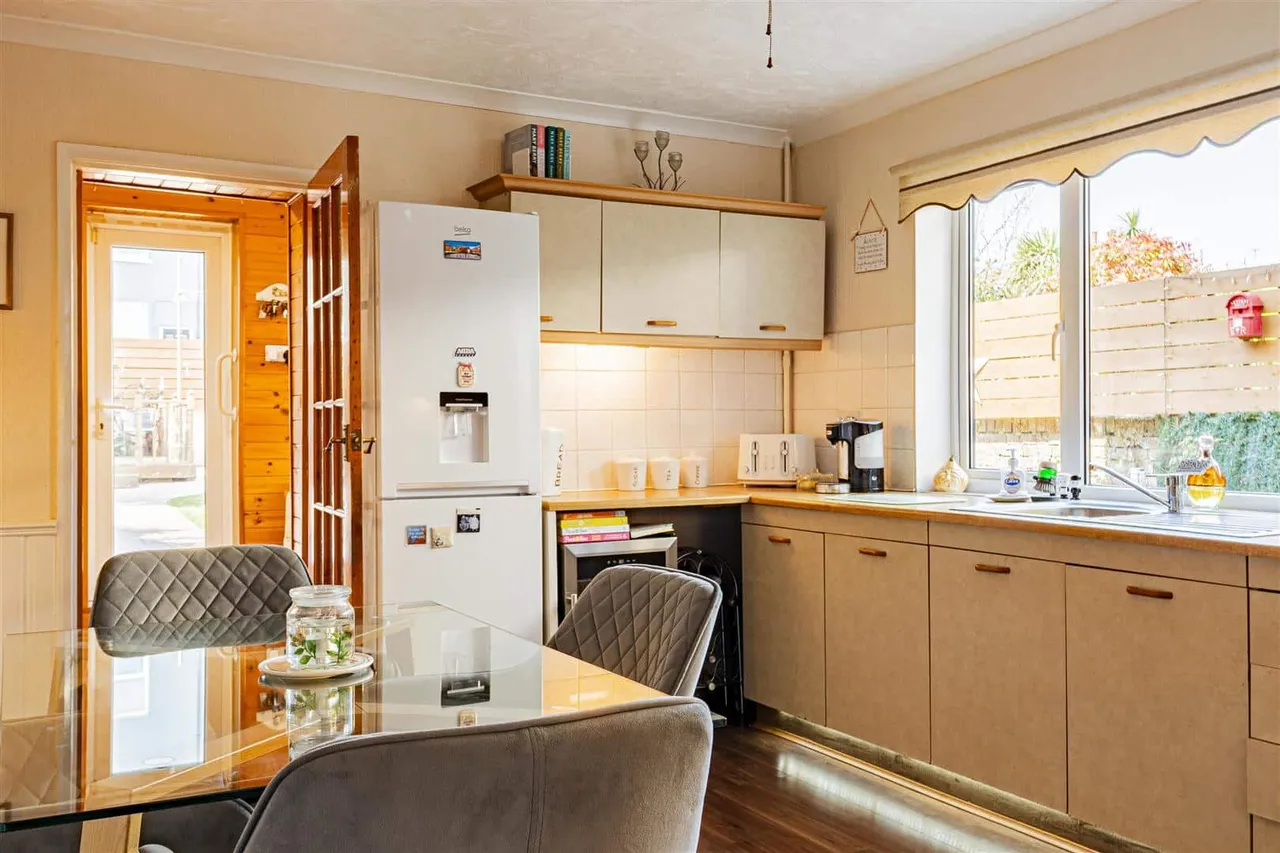Osborne Road, Broadstairs, Kent, CT10 2AE, photo 22